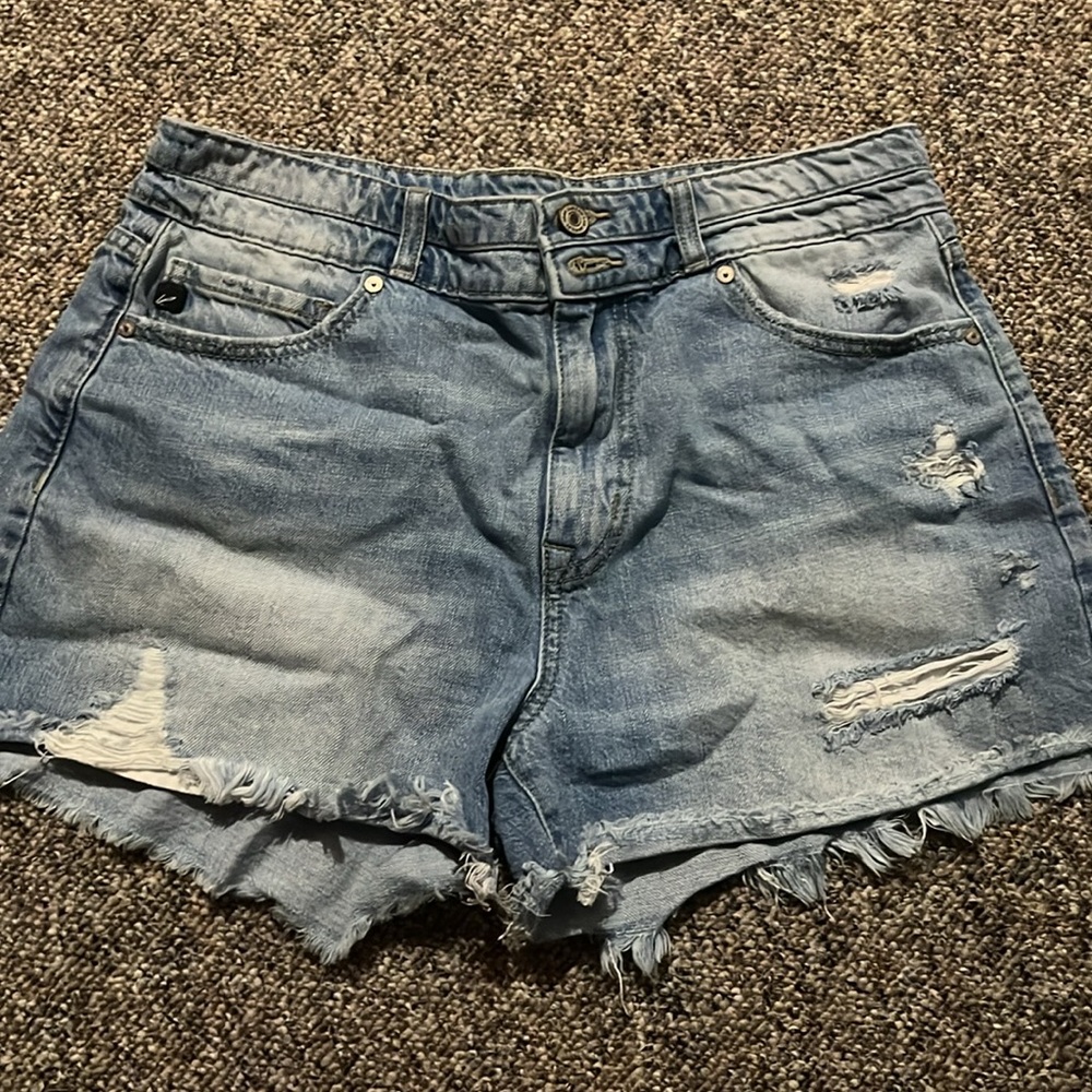 Brand:kancan size: 11/29 double button feature with zipper also.